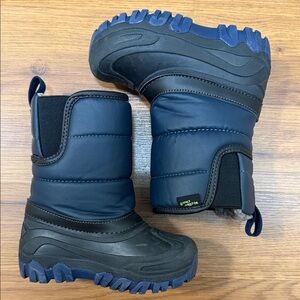 Western Chief Navy and Black Kids Snow Boots